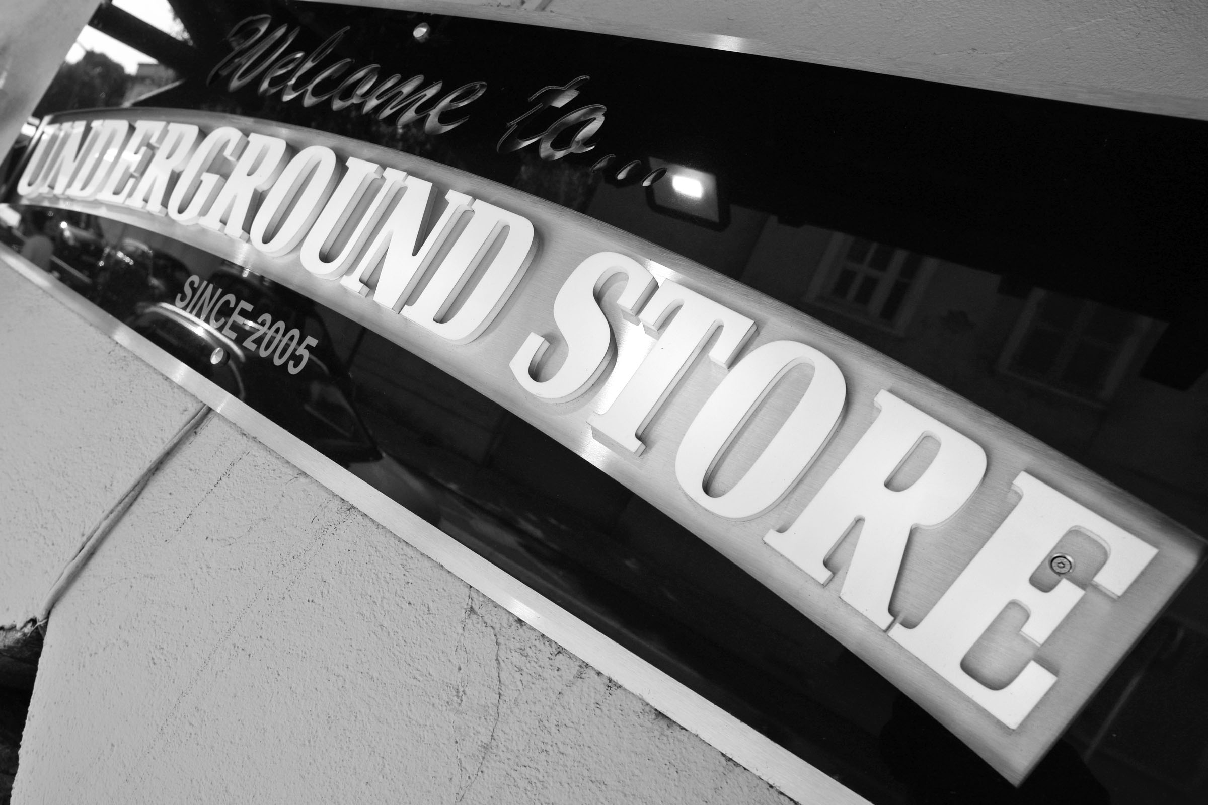 LHH-Underground-Store-welcome